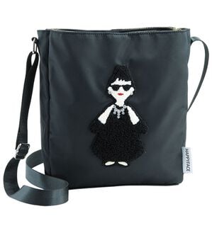 BELLUNA（ベルーナ）の「＜ハッピーフェイス＞３層式ショルダー（ショルダーバッグ）」｜ブラック
