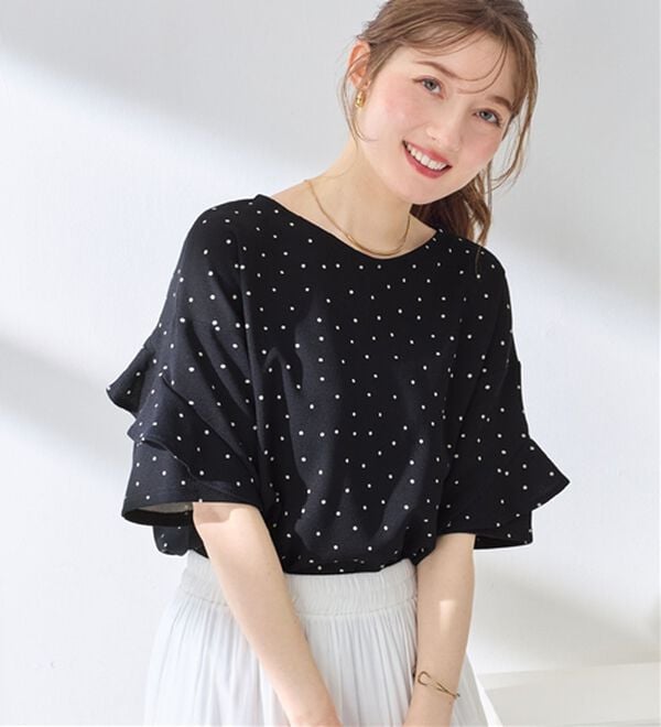 alotta（アロッタ）の「【４つの機能付】ひんやりフリル袖ブラウスＴシャツ（ブラウス）」｜ドット柄