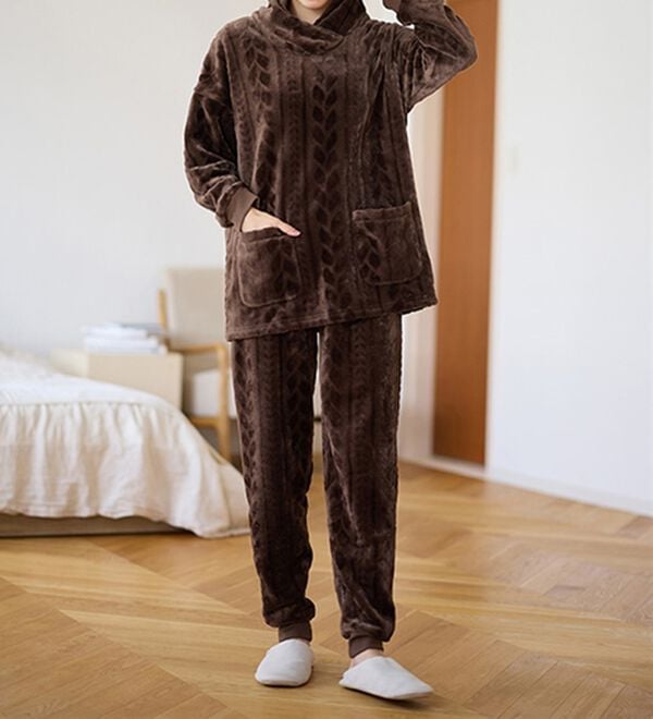 LAVIENNE（ラヴィエンヌ）の「寒がりさんのためのふわっもこケーブルフリースパジャマ（パジャマ・ルームウェア）」｜詳細画像