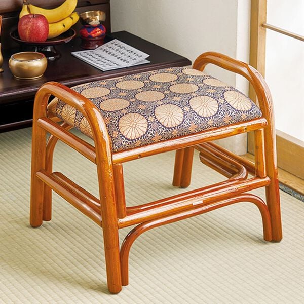 「手すり付仏前籐スツール（椅子・チェア・スツール）」｜1