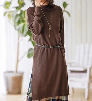 BELLUNA（ベルーナ）の「柄編スリットハイネックニットワンピース（ニットワンピース）」｜詳細画像