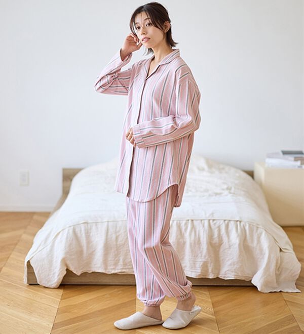 LAVIENNE（ラヴィエンヌ）の「綿１００％ふんわり柔か微起毛パジャマ（パジャマ・ルームウェア）」｜詳細画像