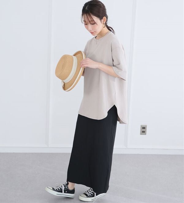 A HAPPY MARILYN（アハッピーマリリン）の「【Ｍ～８Ｌ】【ハッピーさらりん】裾ラウンド五分袖Ｔシャツ（Tシャツ）」｜詳細画像