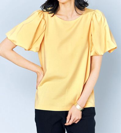 VINNO（ヴィノ）の「ボリューム袖カットソートップス（カットソー）」