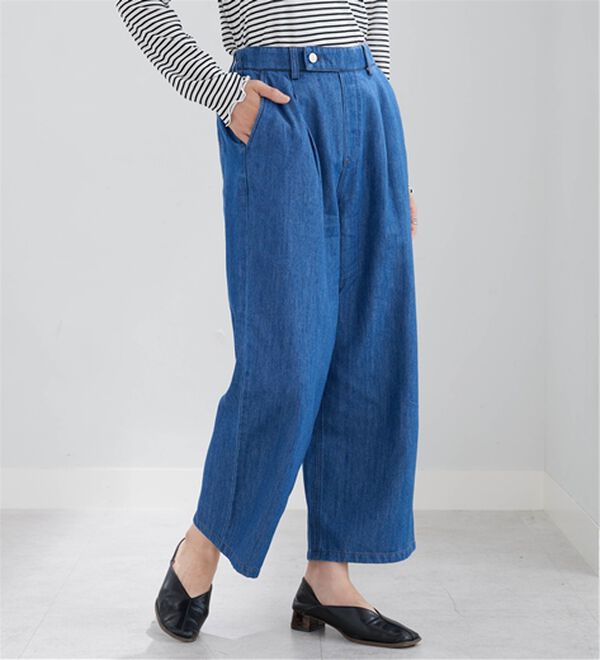 BELLUNA（ベルーナ）の「やわらかデニム素材ウエストタブパンツ（ワイドパンツ・ガウチョ）」｜詳細画像