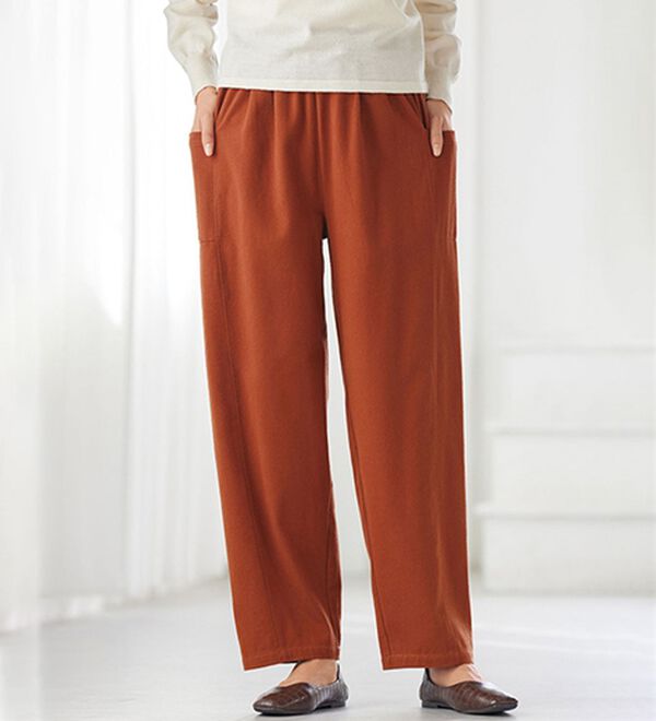 BELLUNA（ベルーナ）の「綿１００％サイドポケットパンツ（フルレングスパンツ）」｜レンガ