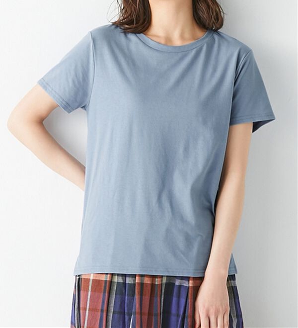 Viola e Viola（ヴィオラ エ ヴィオラ）の「【５つの機能付】毎日着たい！クルーネックＴシャツ（Tシャツ）」｜詳細画像