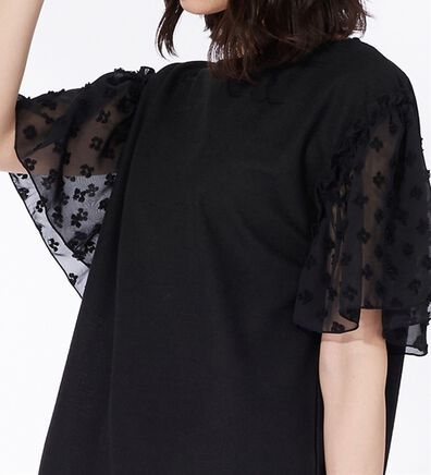 BELLUNA（ベルーナ）の「袖シアードット切替プルオーバー（カットソー）」