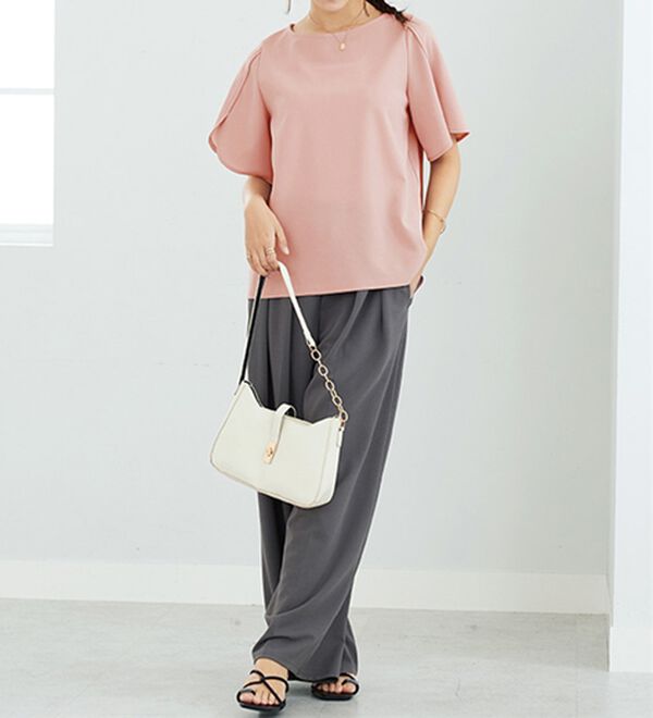 GeeRA（ジーラ）の「スリット入りフレアースリーブＴブラウス（ブラウス）」｜詳細画像