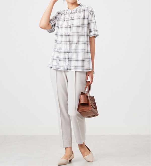 BELLUNA（ベルーナ）の「綿１００％バンドカラーシャツブラウス（ブラウス）」｜詳細画像