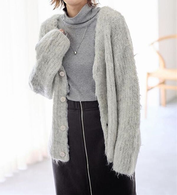 LAVIENNE（ラヴィエンヌ）の「【医師オススメ】綿１００％吸湿発熱あったかインナー　タートルネックインナー長袖（肌着・インナーウェア）」｜詳細画像