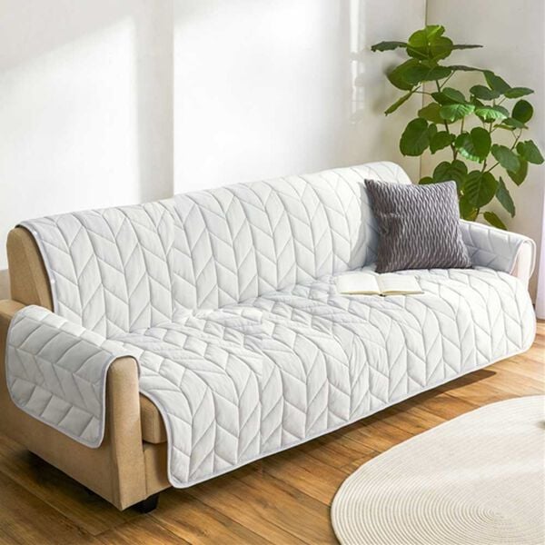 iellio（イエリオ）の「もちもちひんやり冷感ソファカバー＜接触冷感・抗菌防臭・防ダニ・ソファパッド・滑りにくい加工・ハイバック・２人掛・３人掛＞（ソファーカバー）」｜アイスグレー