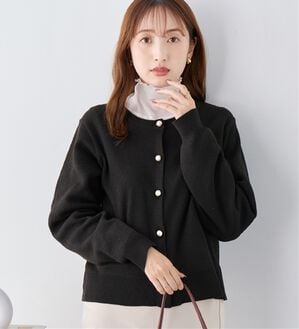 alotta（アロッタ）の「＜選べる２丈＞洗える！パール調ボタンゆるニットカーディガン（ニットカーディガン）」｜ブラック ショート丈