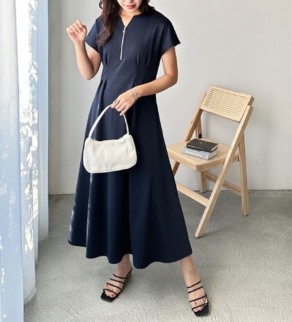 GeeRA（ジーラ）の「前後2WAYハーフジップフレンチ袖ワンピース（カットソーワンピース）」｜詳細画像
