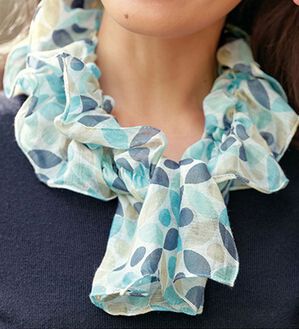 BELLUNA（ベルーナ）の「着脱簡単！コットンシルクフリルスカーフ（ストール・スカーフ・マフラー）」｜詳細画像