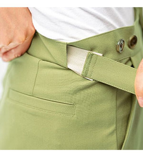 BELLUNA（ベルーナ）の「ボタン使いウエスト調節テーパードパンツ（テーパードパンツ）」｜詳細画像