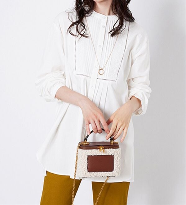 BELLUNA（ベルーナ）の「レース&times;ピンタック使いシャツチュニック（チュニック）」｜オフ白