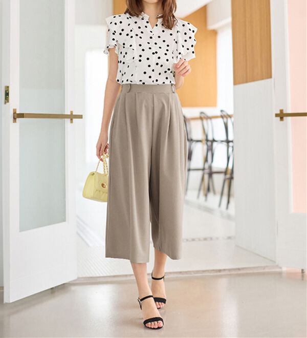 alotta（アロッタ）の「【４つの機能付】ひんやりドレープパンツ（ワイドパンツ・ガウチョ）」｜詳細画像