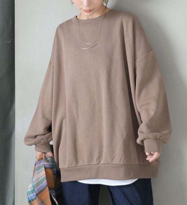 A HAPPY MARILYN（アハッピーマリリン）の「【Ｌ～８Ｌ】【ハピぽか裏起毛】２デザインから選べるロゴトレーナー 毛玉になりにくい（トレーナー・スウェット）」｜モカブラウン