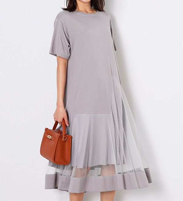 BELLUNA（ベルーナ）の「【Ｌａｇｒｉｌｕａ】裾チュール切替ロング丈ワンピース（カットソーワンピース）」｜詳細画像