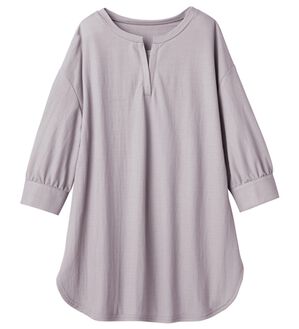 alotta（アロッタ）の「【接触冷感】６分袖衿フェイク裾ラウンドチュニック（チュニック）」｜ラベンダーグレー