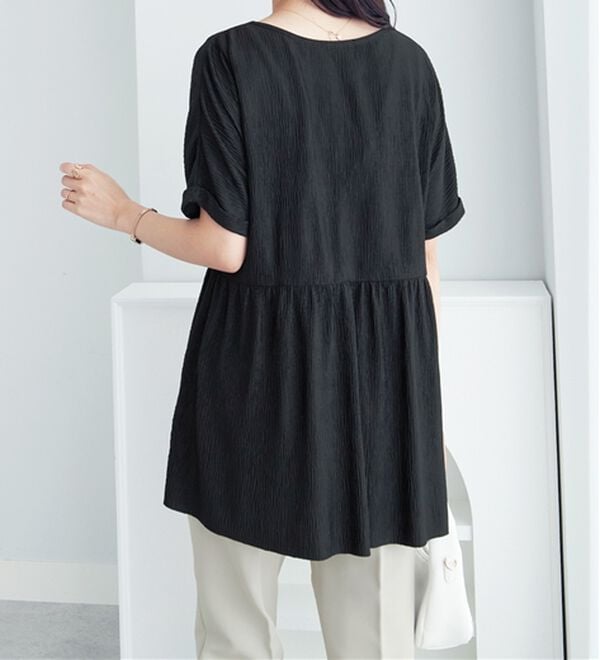 alotta（アロッタ）の「【４つの機能付】さらり軽やか楊柳カットソーギャザーチュニック（チュニック）」｜詳細画像