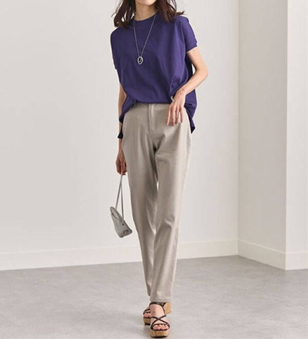 BELLUNA（ベルーナ）の「サラリ速乾！綿サテンストレッチカラーパンツ（フルレングスパンツ）」｜詳細画像