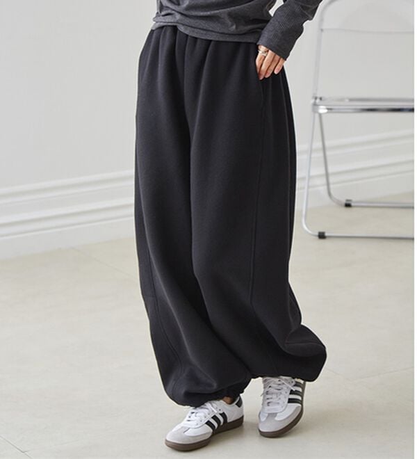 RANAN（ラナン）の「裏起毛カーブスウェットパンツ（その他パンツ）」｜詳細画像