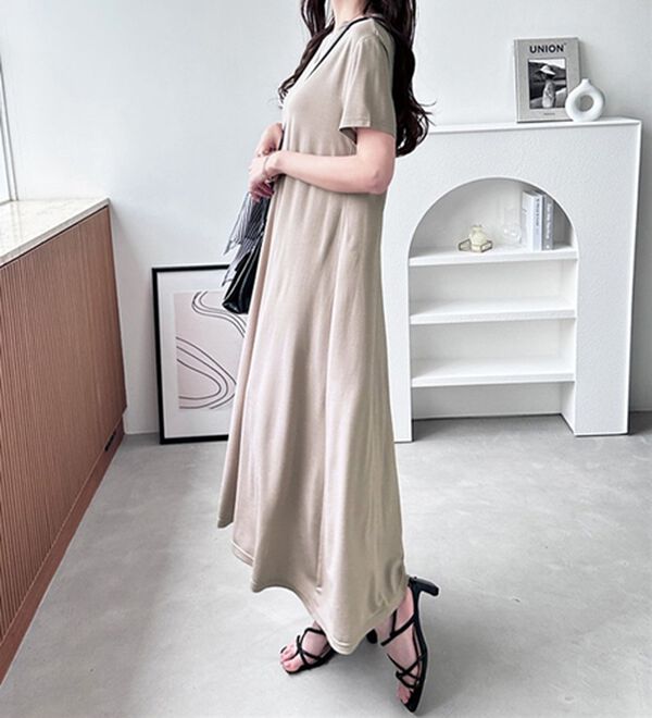 GeeRA（ジーラ）の「【接触冷感】フレアーシルエットロングワンピース（ロングワンピース）」｜詳細画像