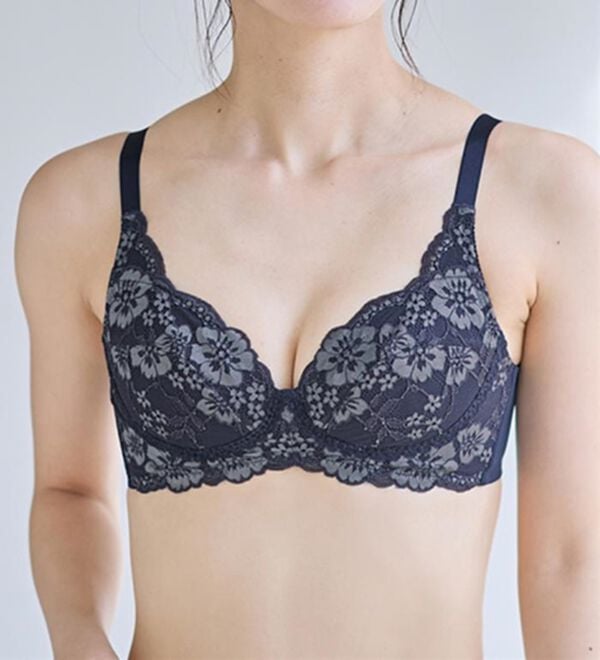LAVIENNE（ラヴィエンヌ）の「５０代からの３次元設計ノンワイヤーブラ【Ａ７０～Ｄ９５】（ブラジャー）」｜詳細画像