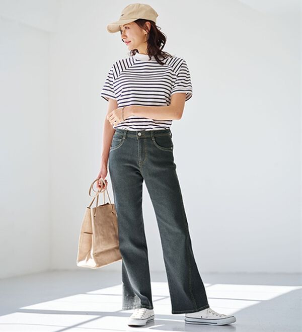 BELLUNA（ベルーナ）の「細見せ！セミフレアーデニムパンツ（フルレングスパンツ）」｜詳細画像