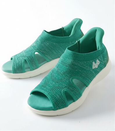 BELLUNA（ベルーナ）の「＜バルモラル＞サッと履けるニットサンダル（サンダル・ミュール）」