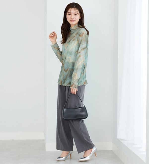 BELLUNA（ベルーナ）の「【重ね着インナー】シアー素材ハイネックインナープルオーバー（カットソー）」｜詳細画像