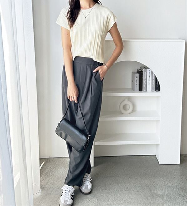 GeeRA（ジーラ）の「プリーツ編フレンチスリーブリブトップス（ニット・セーター）」｜詳細画像