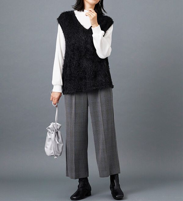 BELLUNA（ベルーナ）の「サマ見え（Ｗ）ベルト付ワイドパンツ（ワイドパンツ・ガウチョ）」｜詳細画像