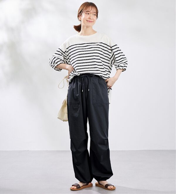 Viola e Viola（ヴィオラ エ ヴィオラ）の「イージーパラシュートパンツ（その他パンツ）」｜詳細画像