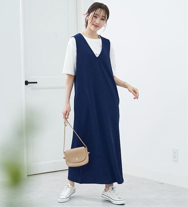 BELLUNA（ベルーナ）の「シュッと体型カバー！－３ｋｇ見えポコポコエンボス素材ジャンパースカート（ジャンパースカート）」｜詳細画像