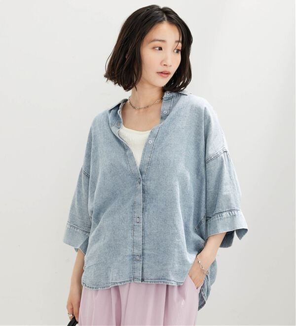 BELLUNA（ベルーナ）の「シアーデニム素材裾タックゆったりシャツ（シャツ）」｜詳細画像