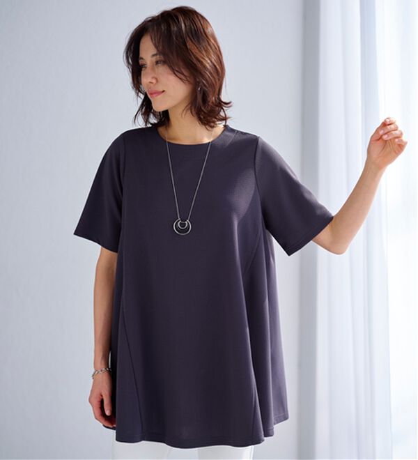 BELLUNA（ベルーナ）の「ひんやり！ポコポコエンボス素材－３ｋｇ見えチュニック（チュニック）」｜詳細画像