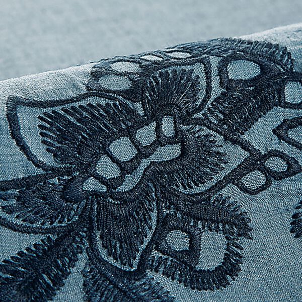 BELLUNA（ベルーナ）の「インド綿入りパネル刺しゅうシャツチュニック（シャツ）」｜詳細画像