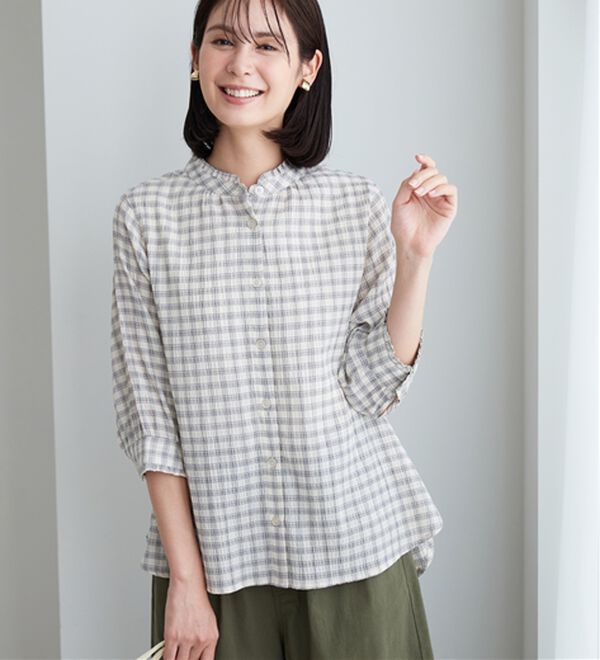 BELLUNA（ベルーナ）の「【お気軽シャツ】ぽこぽこ素材衿＆袖フリルデザインブラウス（ブラウス）」｜詳細画像