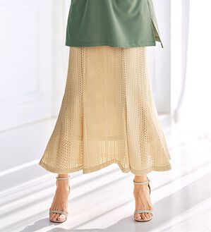 BELLUNA（ベルーナ）の「レース使いフレアーデザインスカート（ロングスカート）」｜ライトベージュ