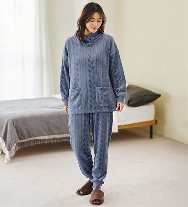 LAVIENNE（ラヴィエンヌ）の「寒がりさんのためのふわっもこケーブルフリースパジャマ（パジャマ・ルームウェア）」｜詳細画像