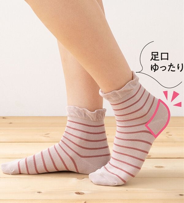 LAVIENNE（ラヴィエンヌ）の「【４足組】かかとフィットクルー丈ソックス（靴下・ストッキング）」｜詳細画像