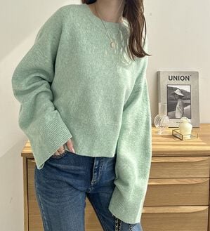 GeeRA（ジーラ）の「ふわふわ素材ワイドスリーブショートニット（ニット・セーター）」｜グリーン