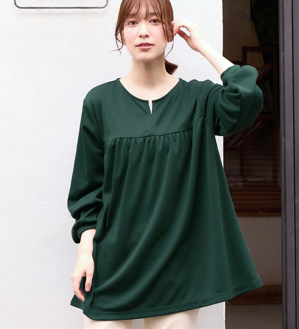 Viola e Viola（ヴィオラ エ ヴィオラ）の「なめらかポンチ　キーネックチュニック（チュニック）」｜詳細画像