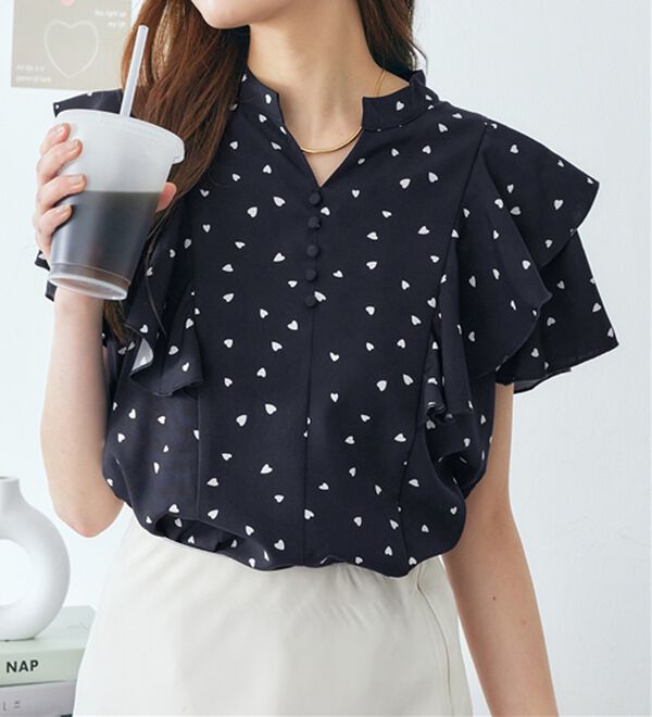 alotta（アロッタ）の「フリルデザインブラウス（ブラウス）」｜ネイビー系ハート