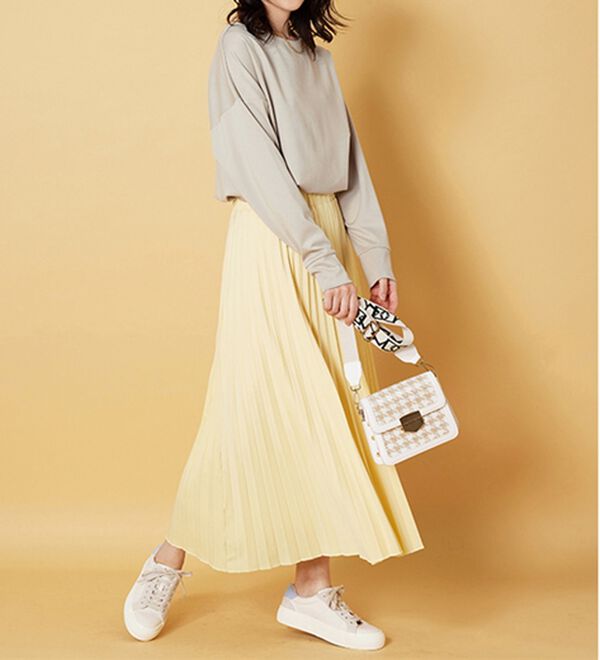 BELLUNA（ベルーナ）の「もちっとなめらか！大人顔サマ見えプルオーバー（カットソー）」｜詳細画像