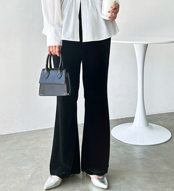 GeeRA（ジーラ）の「ベロアフレアパンツ（フルレングスパンツ）」｜詳細画像