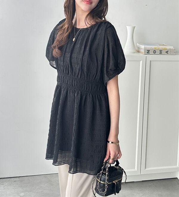 GeeRA（ジーラ）の「前後２ＷＡＹシャーリングチュニック（ブラウス）」｜詳細画像